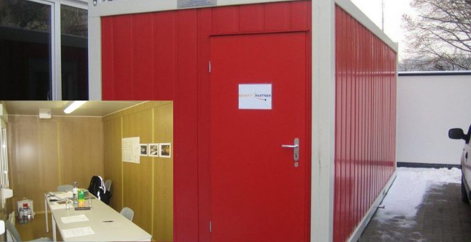 2008: Der rote Benefit Partner Container hinter dem Europaplatz 7 